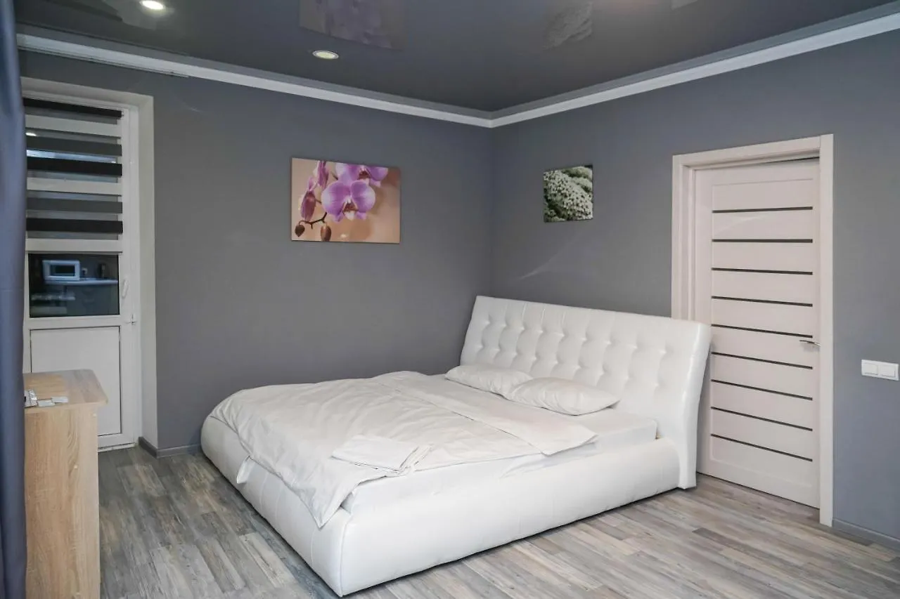 Cozy Apartment In A New Building Close To The Downtown contacts